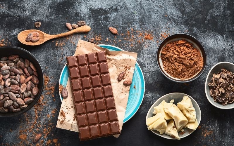 Mushroom Chocolate Guide 2026: Trends, Benefits & Buying Tips