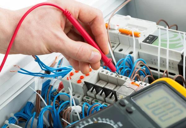 Modern Electrical Upgrades Made Easy by an Electrician in Leesburg FL